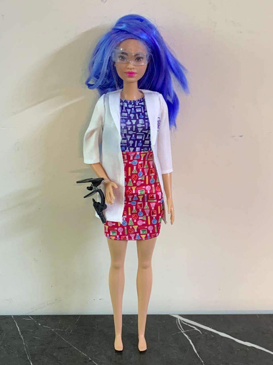 Barbie Scientist Doll. SKU:BXL-086