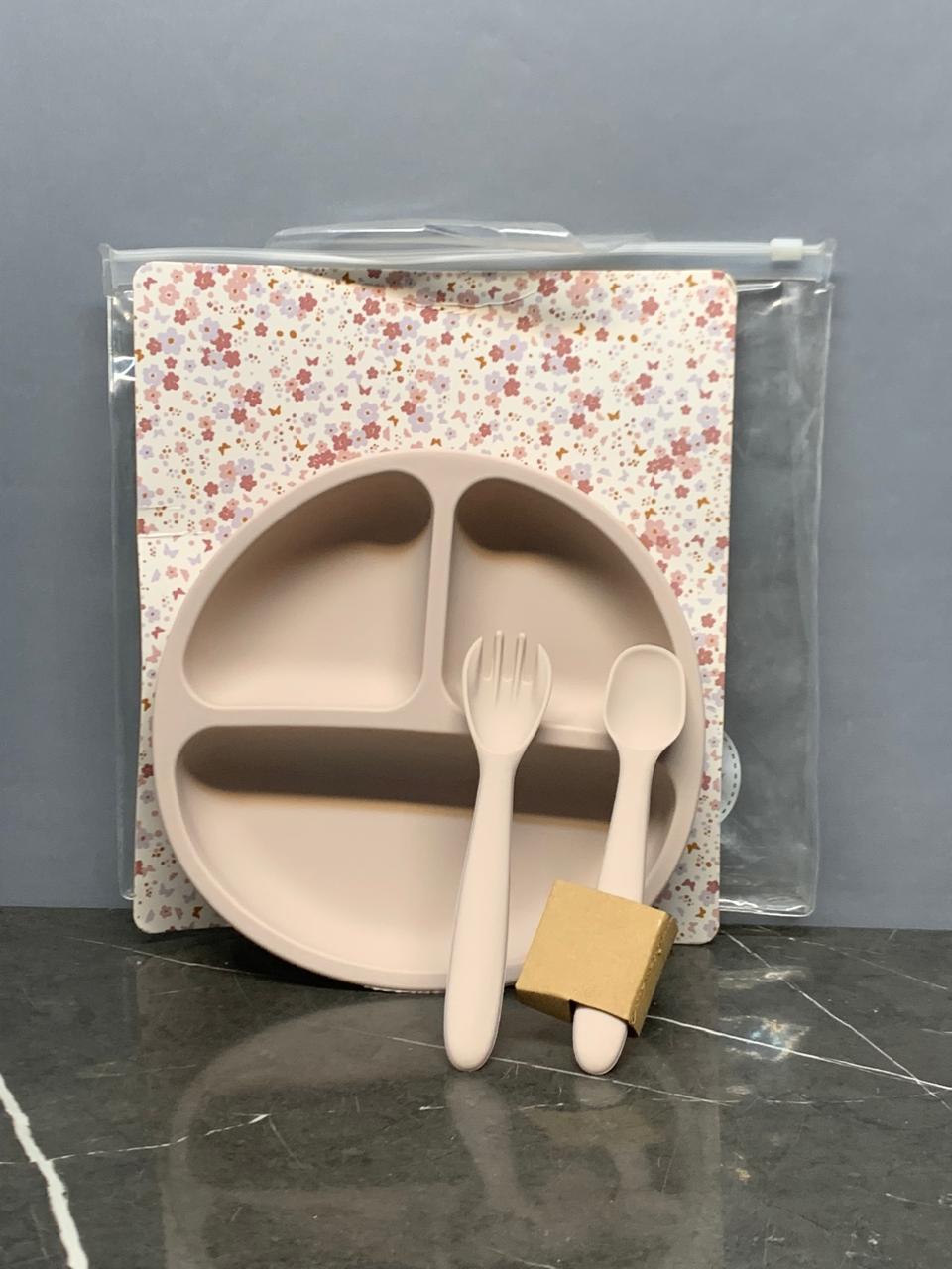 Nicole Miller New York 4pc. Silicone Meal Set.