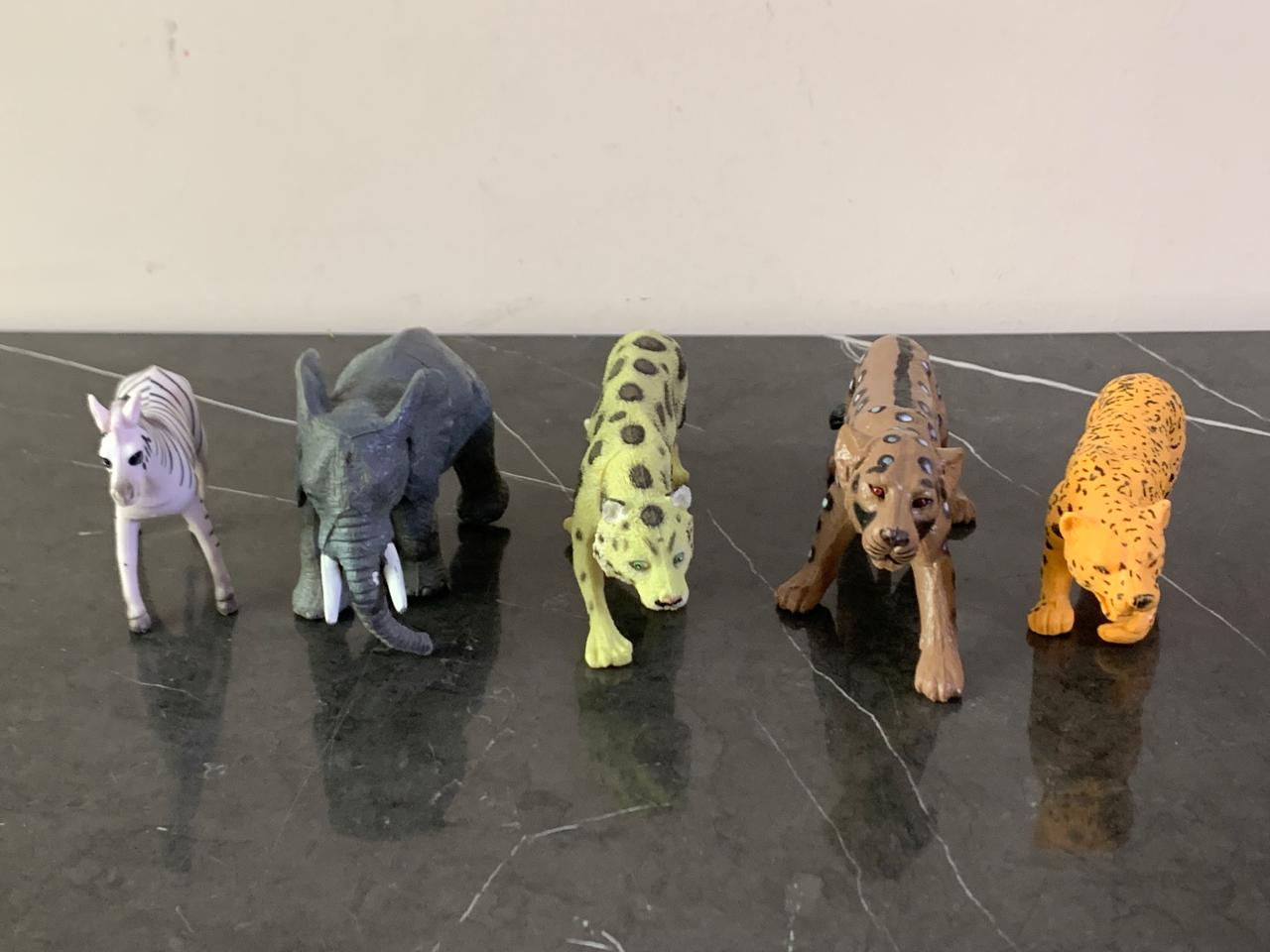 Wild Animal Figurines. SKU:BXL-115