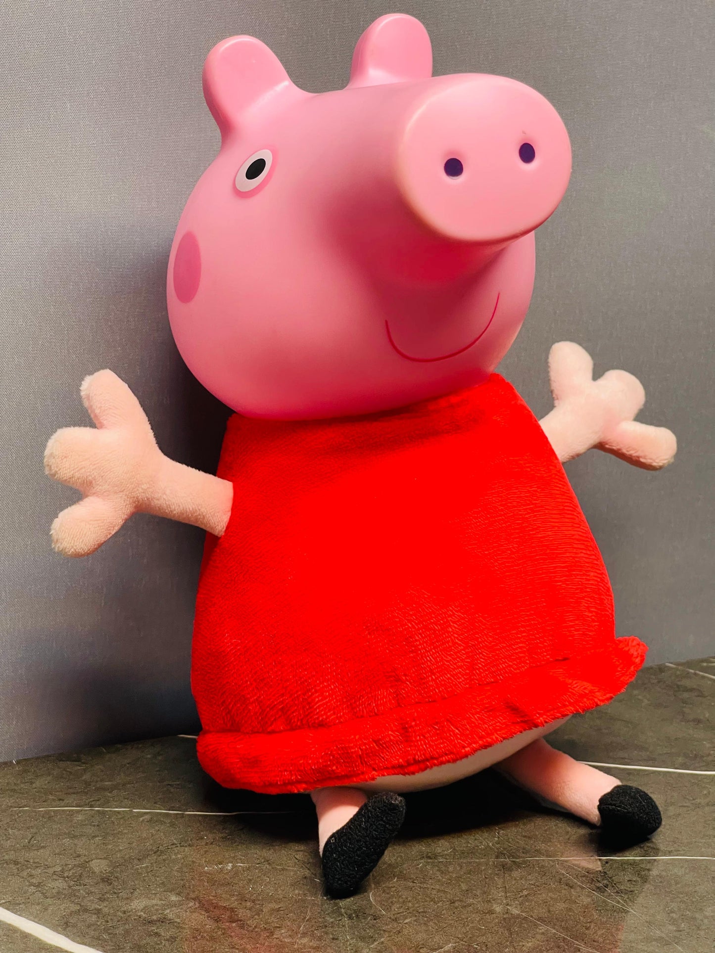 Peppa Pig Glow Friends Talking George.