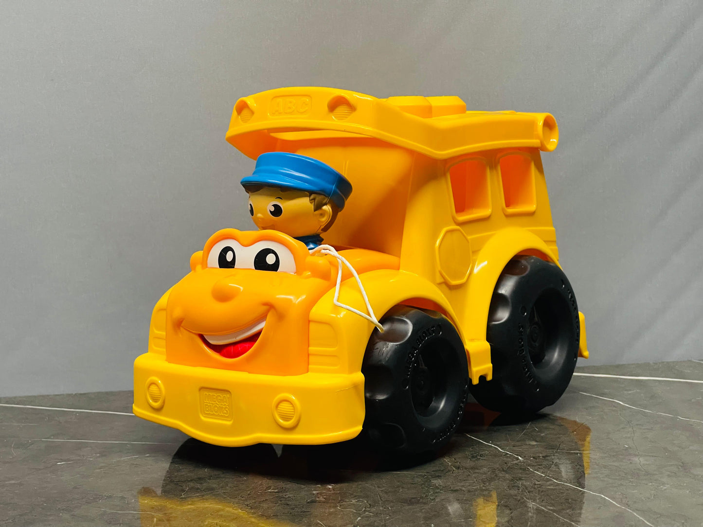 First Builders Sonny School Bus. SKU:BXL-027