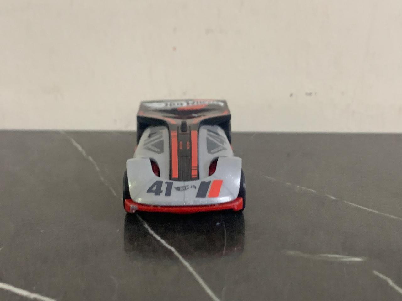Hot Wheels Rollin' Solo Diecast Car. SKU:BXL-054
