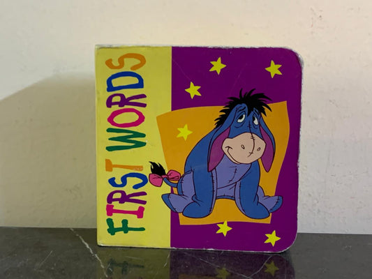 Winnie the Pooh "First Words" Board Book. SKU:BXL-118