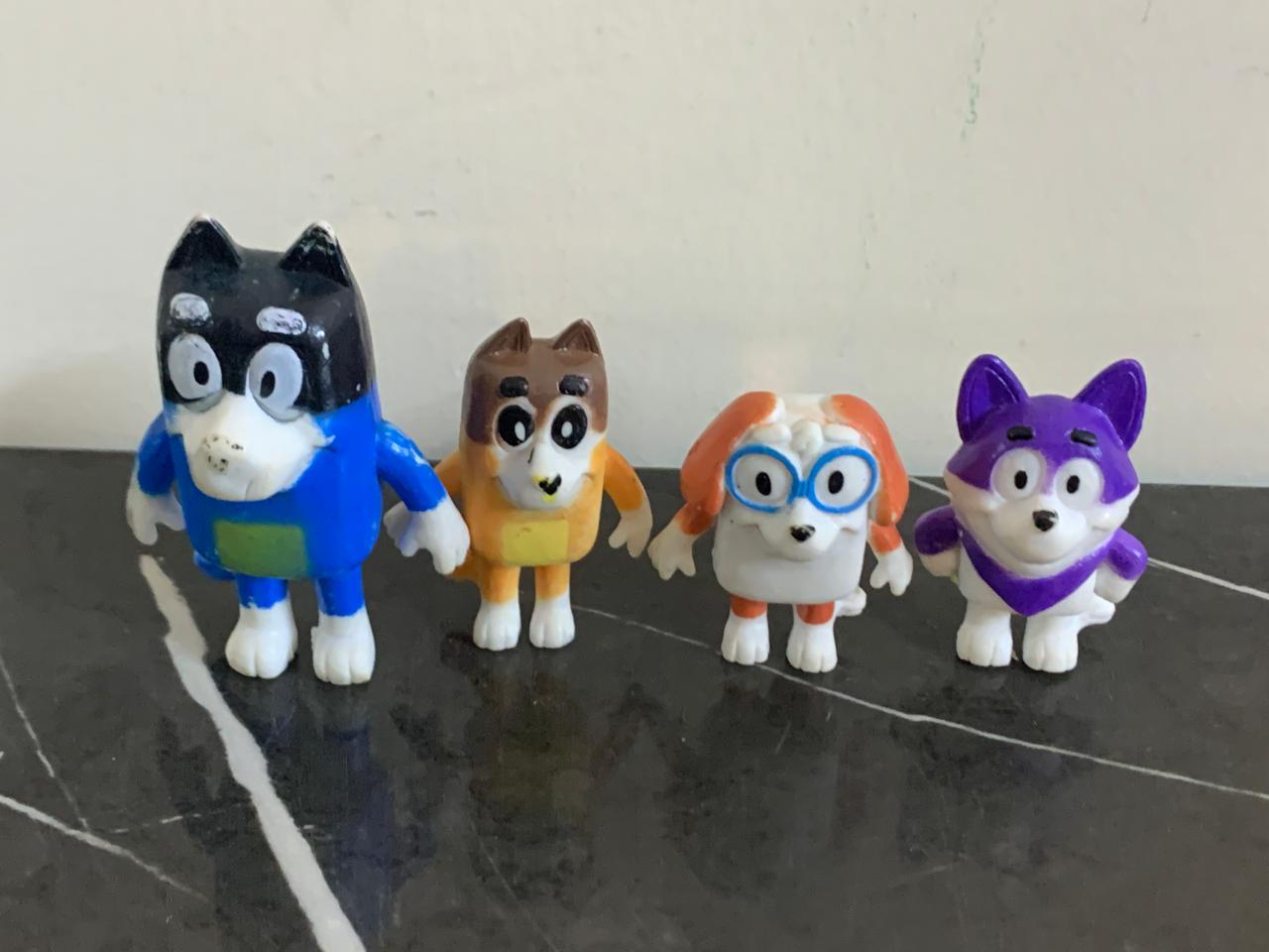 Bluey Characters Figures. SKU:BXL-062