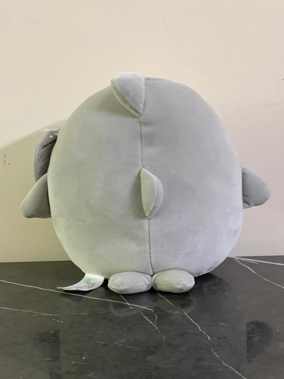 Squishmallows Gordon the Grey Shark with Blue Bowtie. SKU:BXL-119