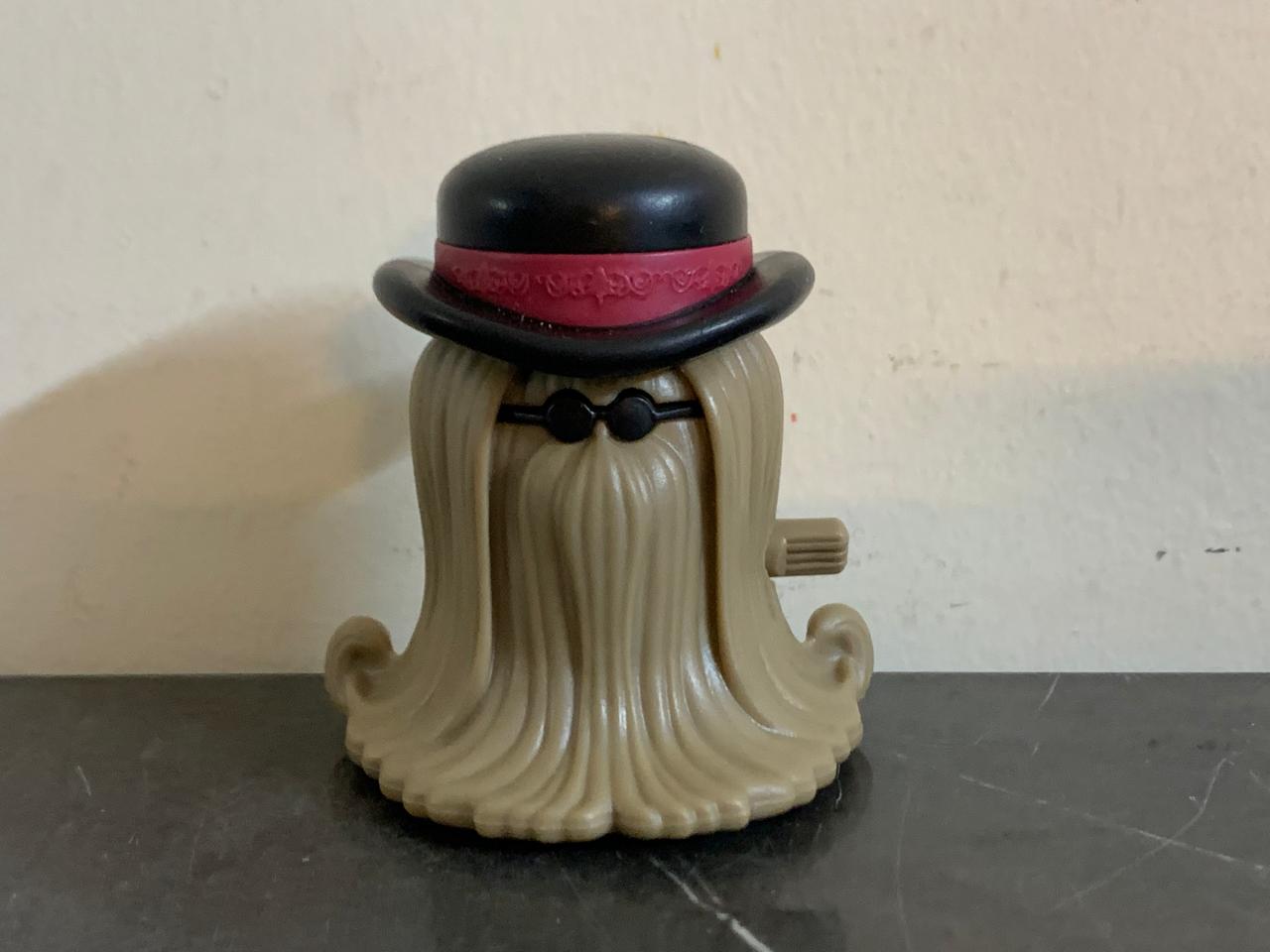 The Addams Family Cousin Itt Toy Figure. SKU:BXL-054