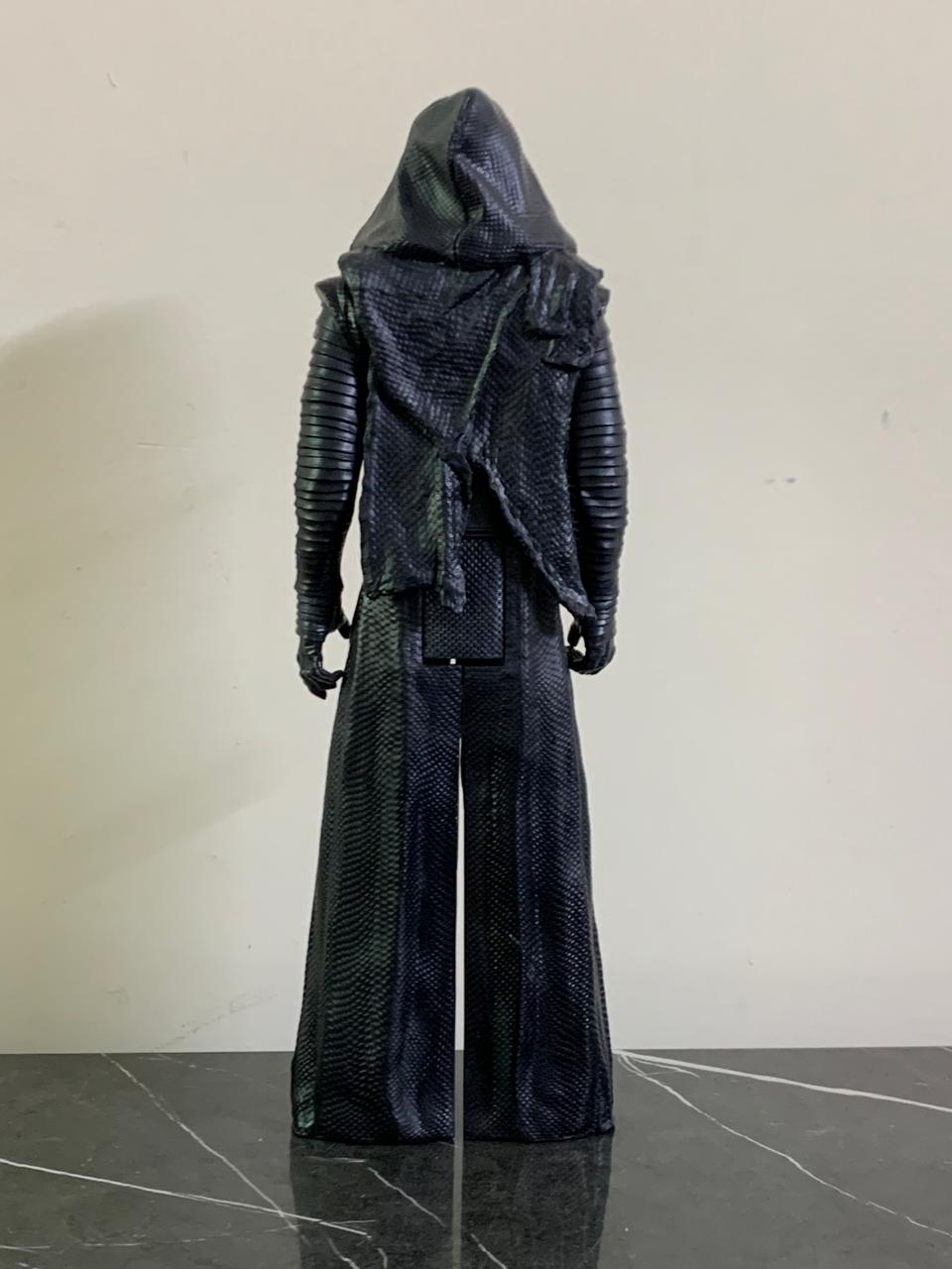 Kylo Ren Action Figure. SKU:BXL-008