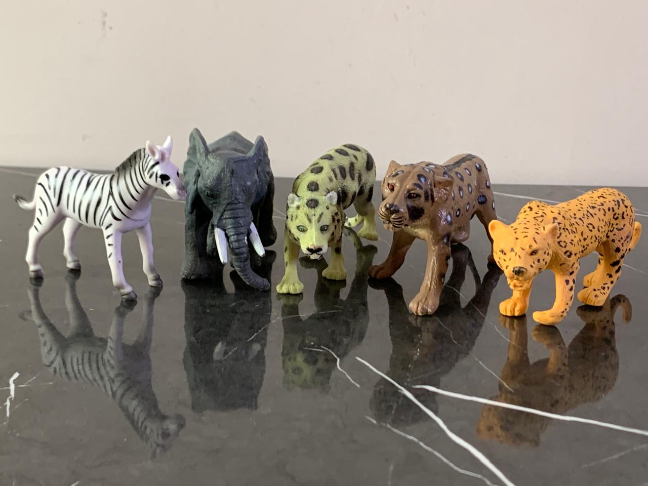 Wild Animal Figurines. SKU:BXL-115