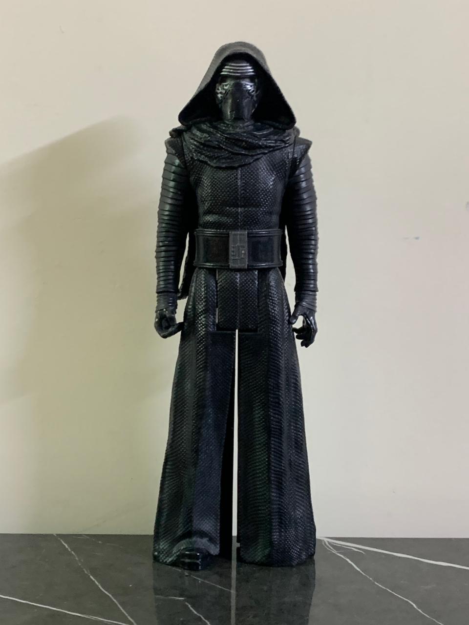 Kylo Ren Action Figure. SKU:BXL-008