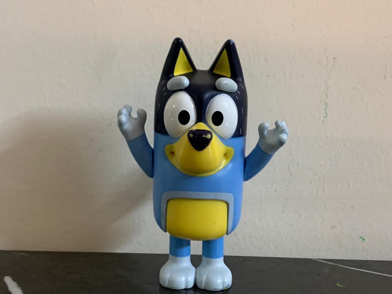 Bluey Bandit Heeler Action Figure. SKU:BXL-032