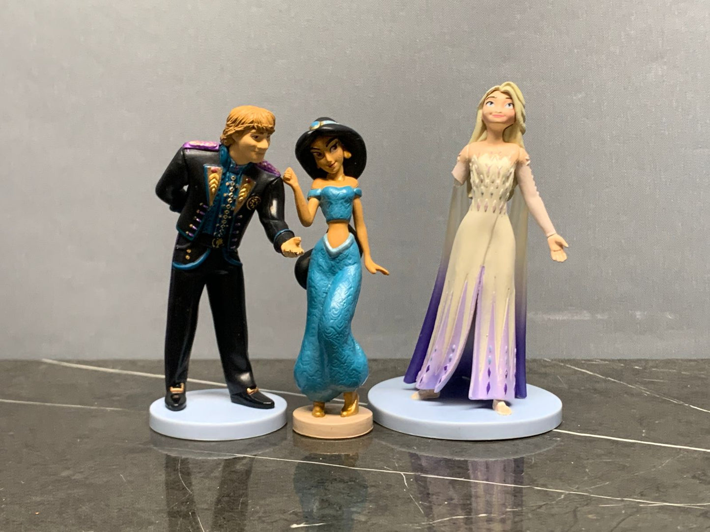 Disney Princess and Prince Figurines. (Elsa defected). SKU:BXL-053