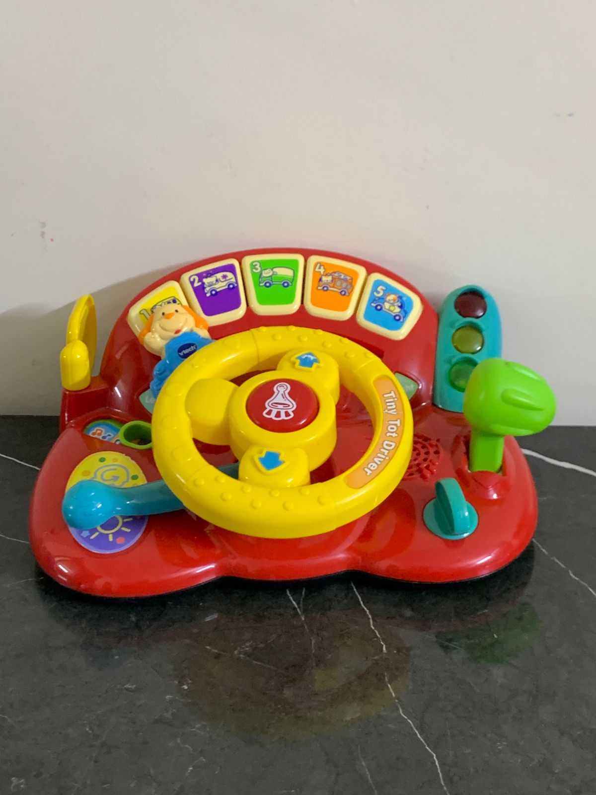 VTech Tiny Tot Driver. (Horn isn’t functional) SKU:BXL-007