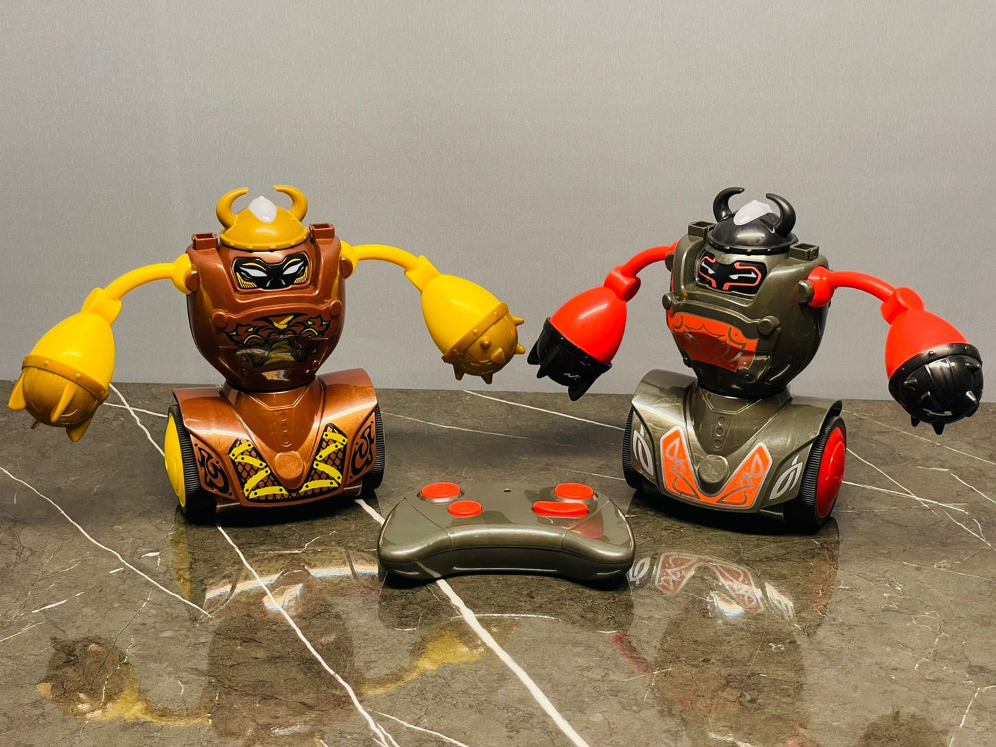 Radio Controlled Robot Combat Robot for Children.