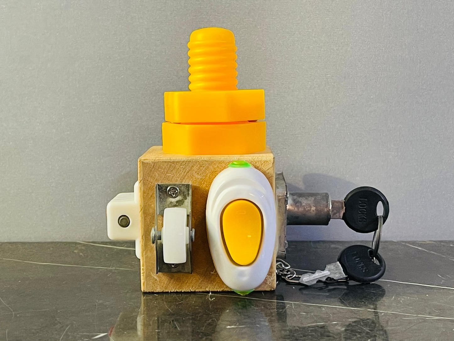 Fidget Busy Cube for Kids. SKU:BXL-089