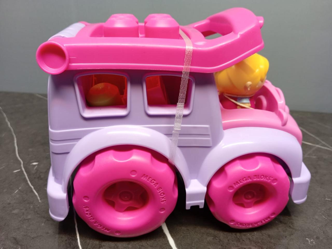 Mega Bloks Susie School Bus Play Set