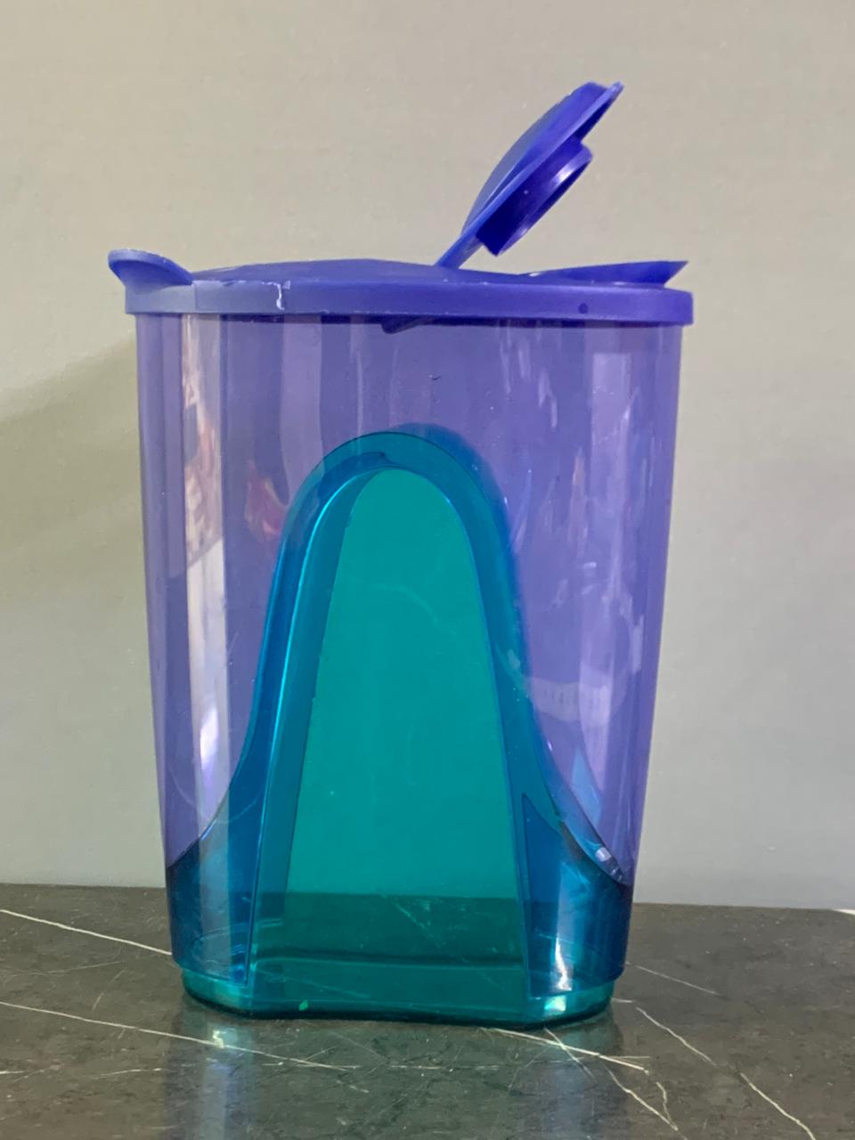 Tupperware Eleganzia Pitcher. SKU:BXL-116