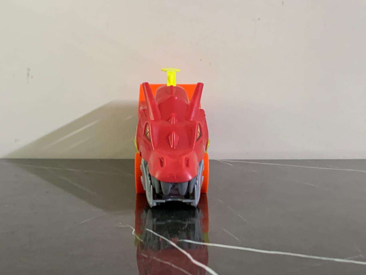 Hot Wheels Dragon Launch Transporter. SKU:BXL-103 (Rs 300 advance)