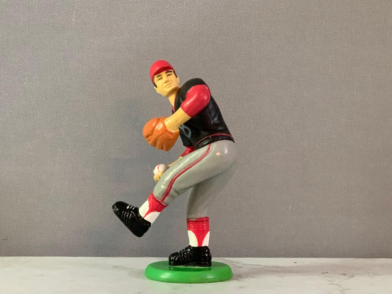 DecoPac Big League Baseball Pitcher Figurine.