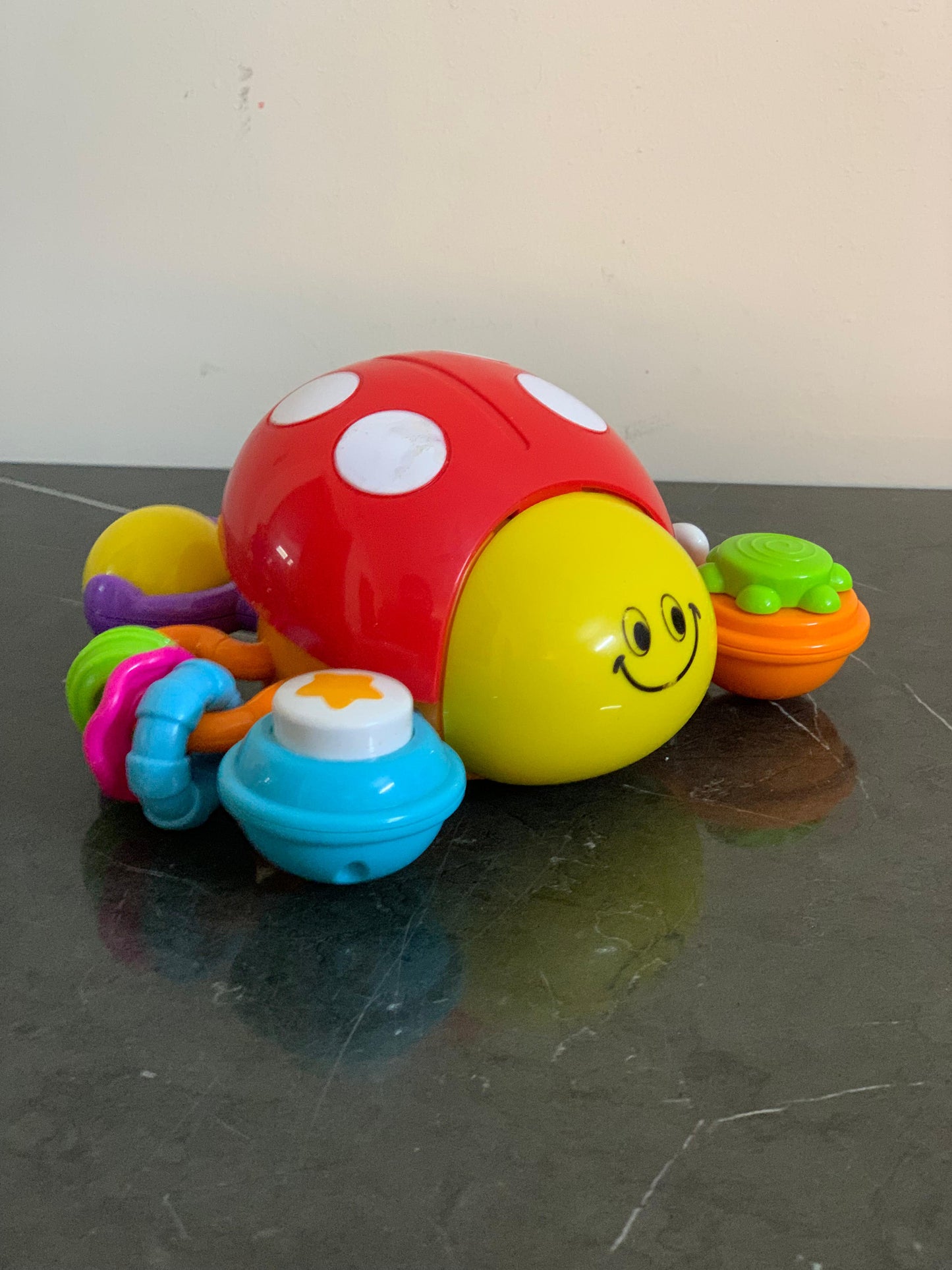 Winfun Press 'N Go Activity Ladybug. SKU:BXL-025