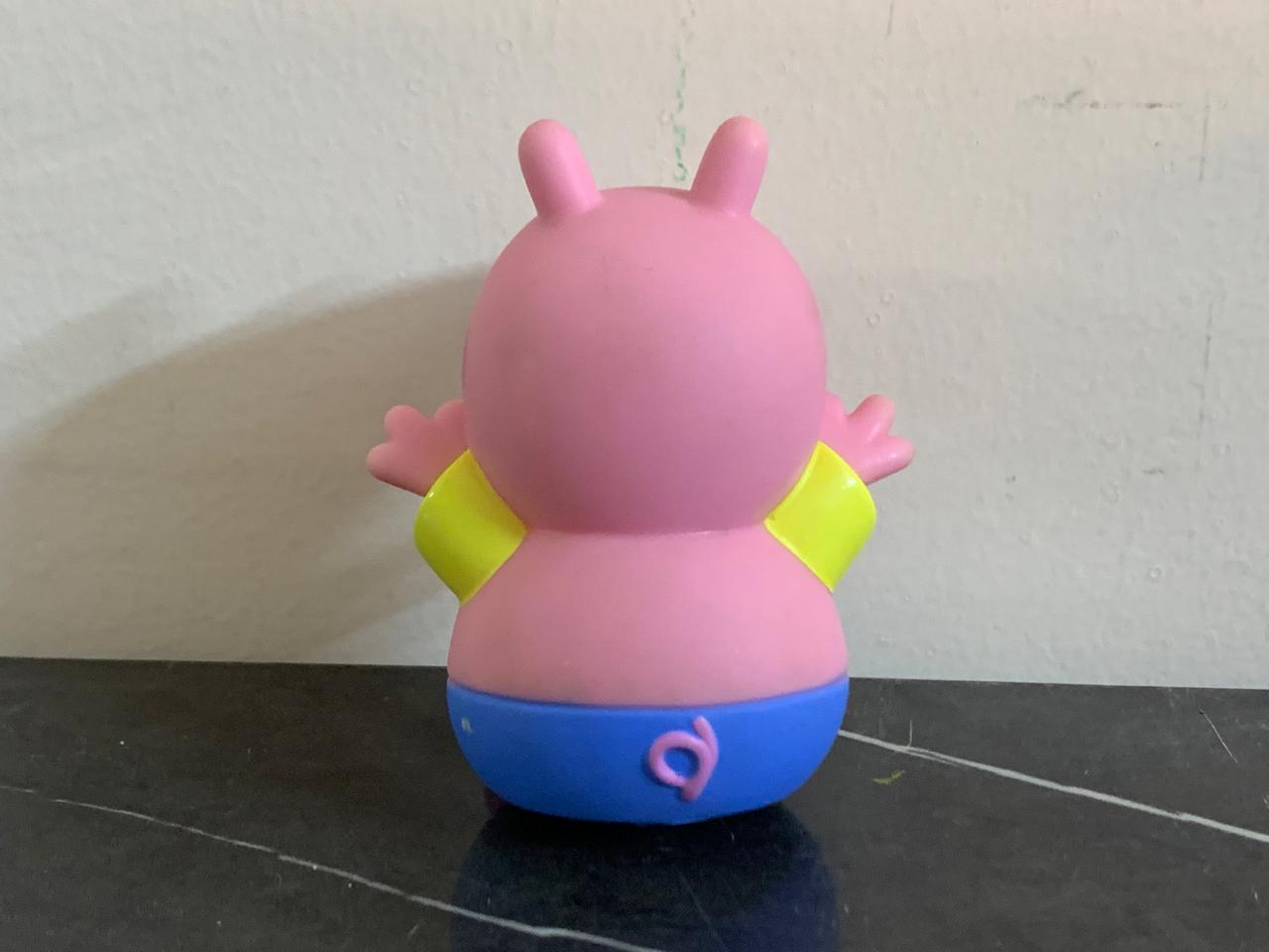 Toomies Peppa Pig Bath Squirter Toy. (Hole in head) SKU:BXL-032