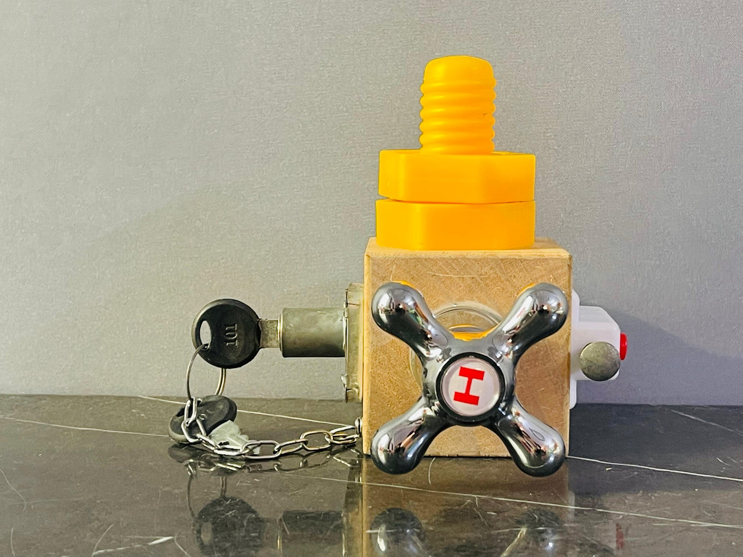 Fidget Busy Cube for Kids. SKU:BXL-089