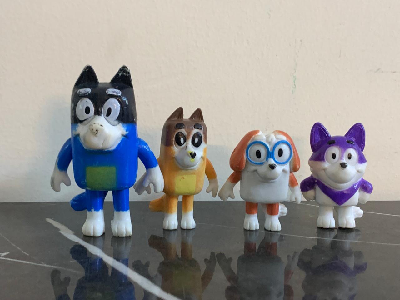 Bluey Characters Figures. SKU:BXL-062