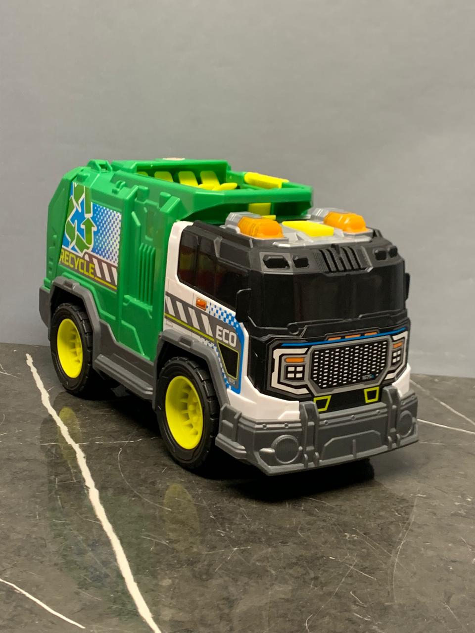Dickie Toys Musical Recycling Truck. SKU:BXL-027