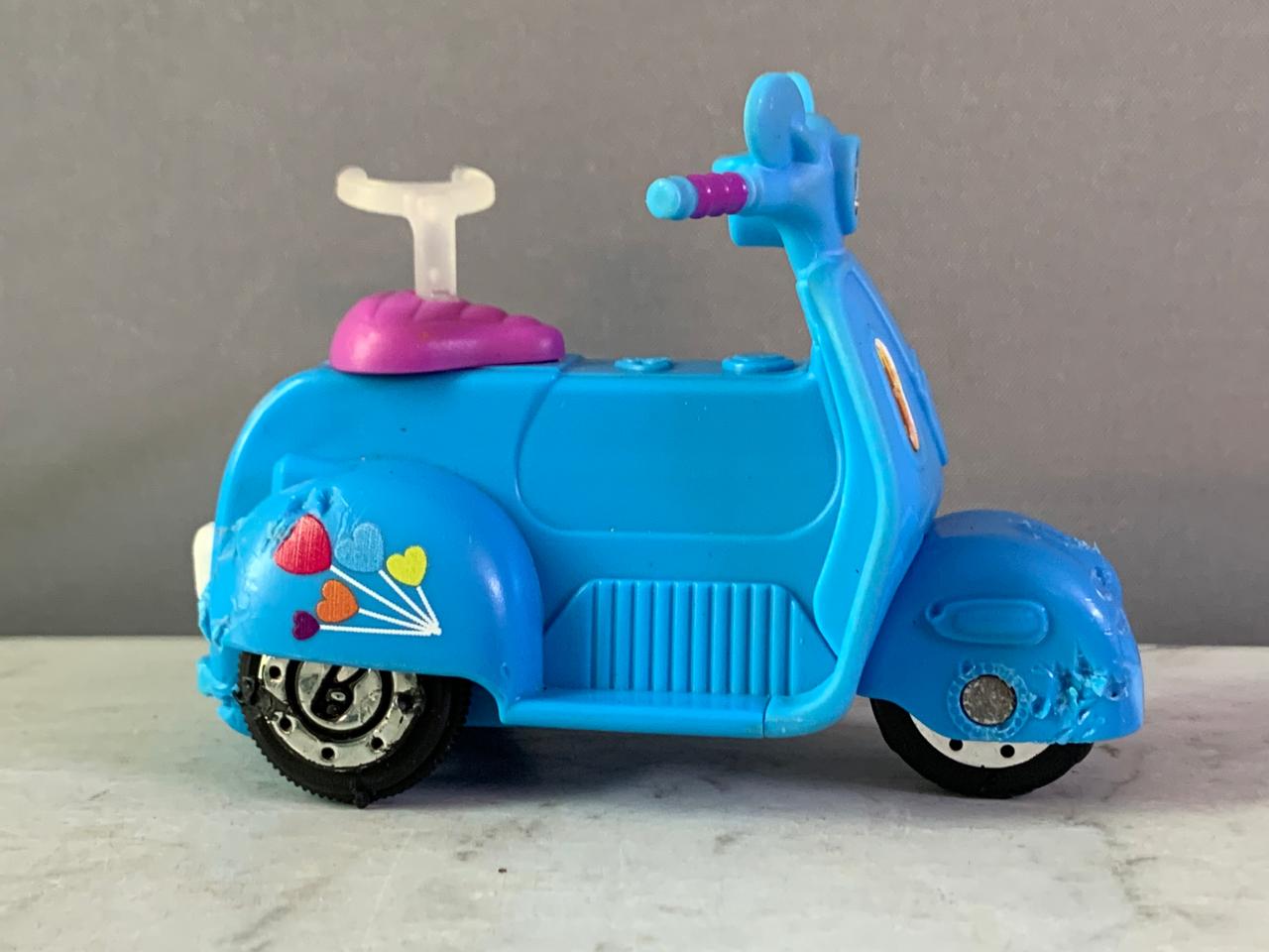 Barbie On The Go Scooter. (Must check video)(Rs 200 advance)