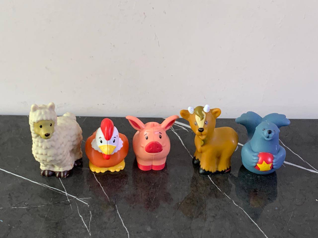 Fisher-Price Little People Farm Animal Friends. SKU:BXL-115