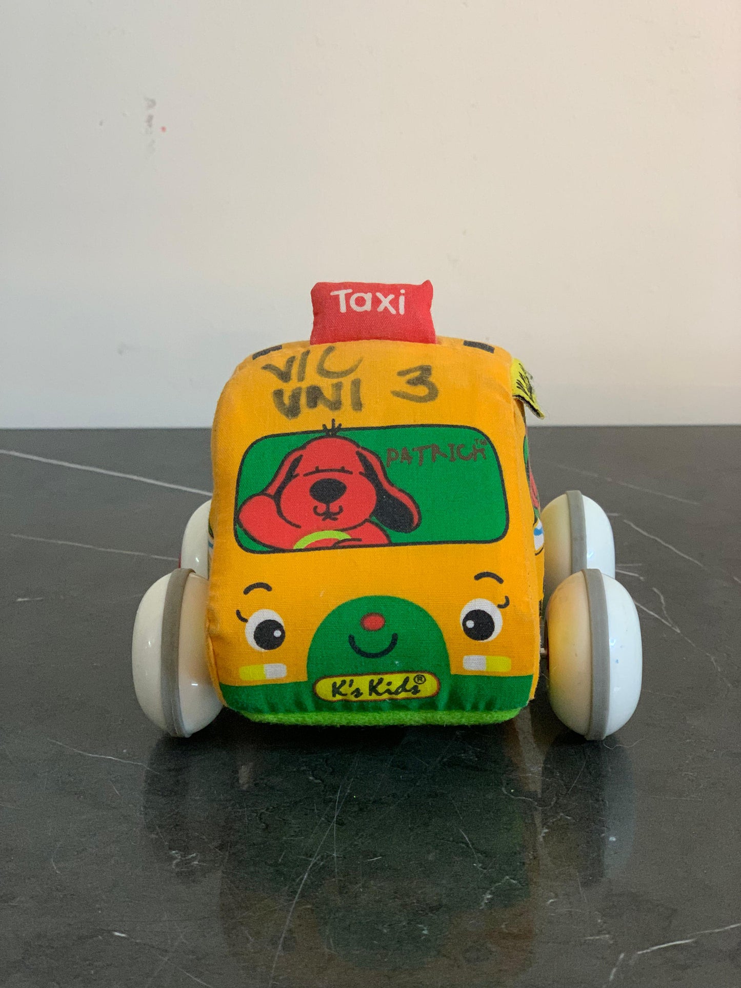 Melissa & Doug K's Kids Pull-Back Taxi. SKU:BXL-025