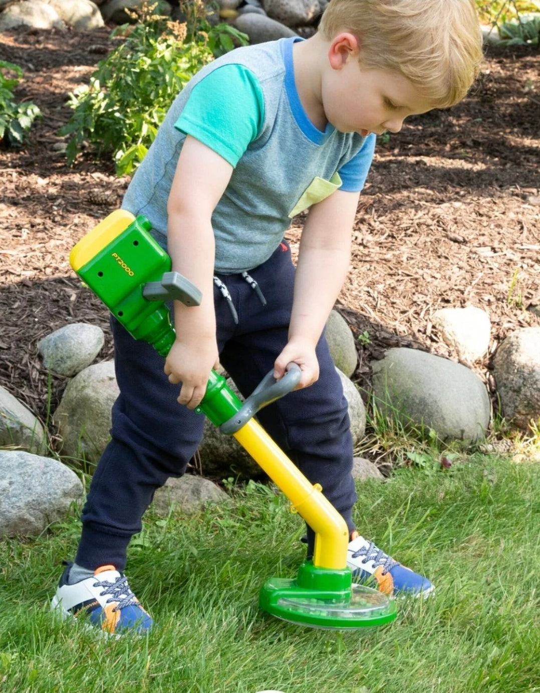 John Deere Power Trimmer (Whipper Snipper). SKU:BXL-804