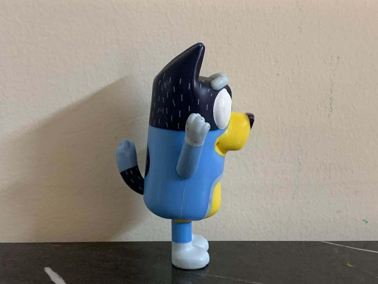 Bluey Bandit Heeler Action Figure. SKU:BXL-032