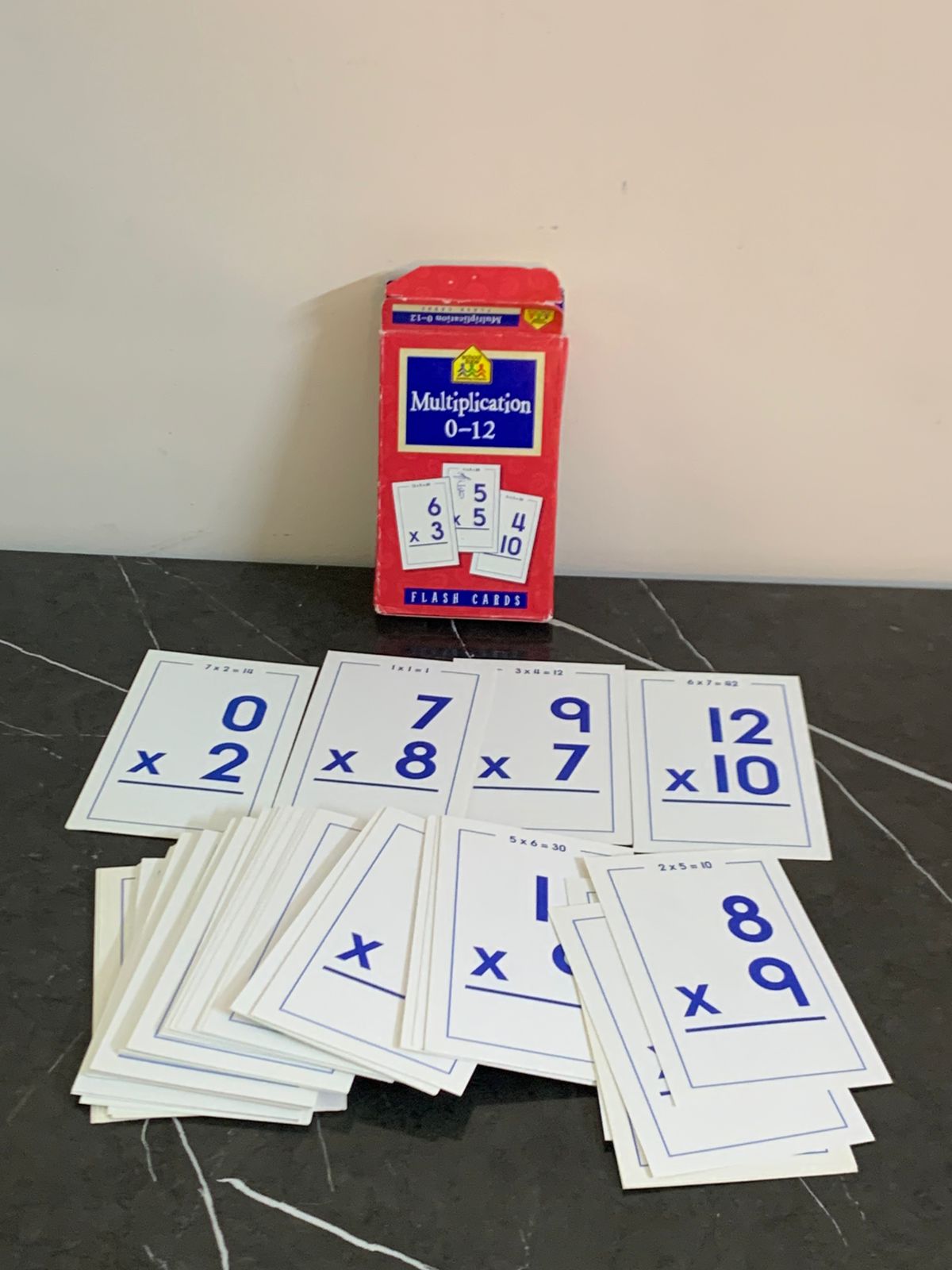 School Zone Multiplication 0-12 Flash Cards.(62 cards) SKU:BXL-006
