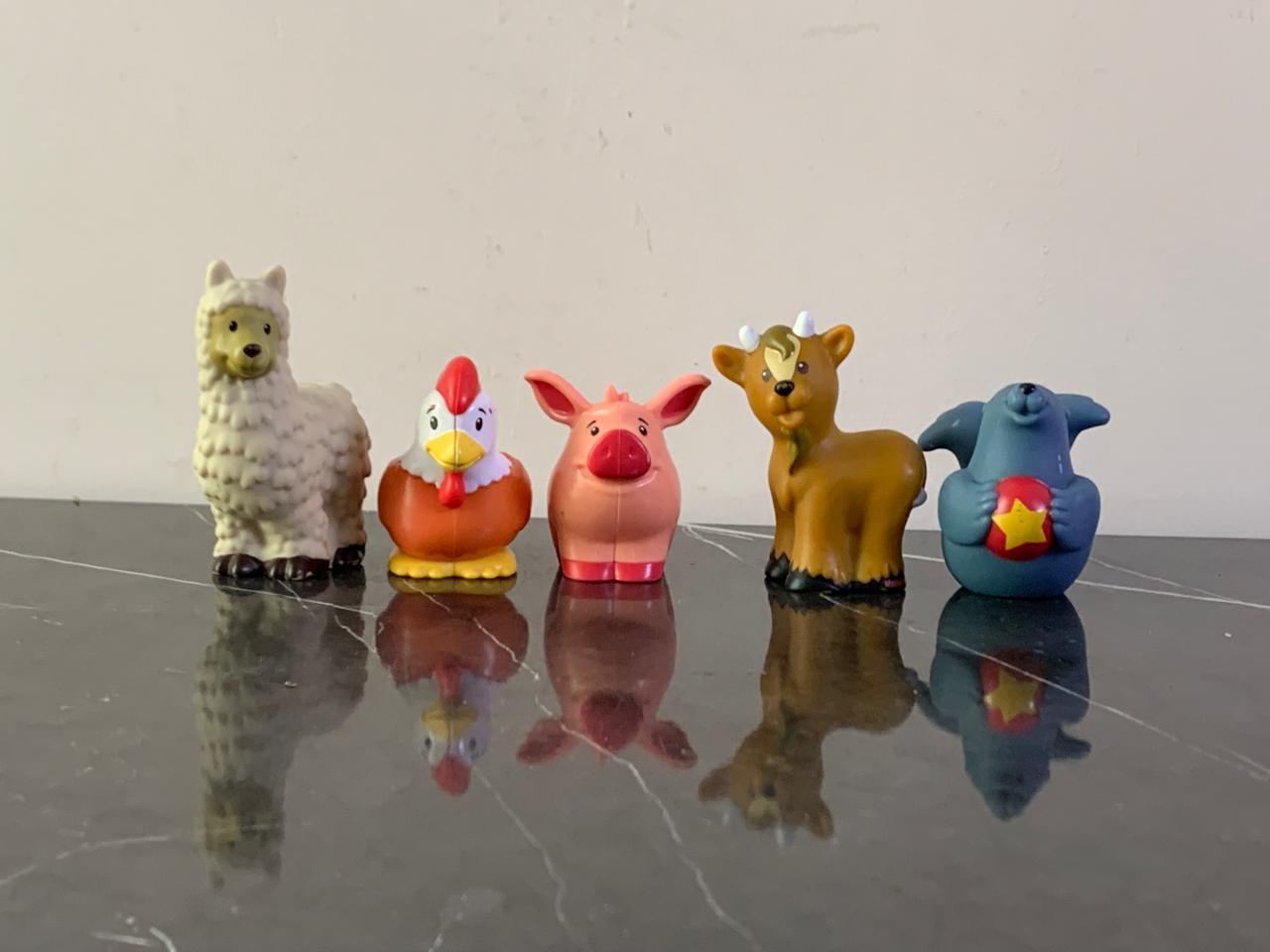 Fisher-Price Little People Farm Animal Friends. SKU:BXL-115