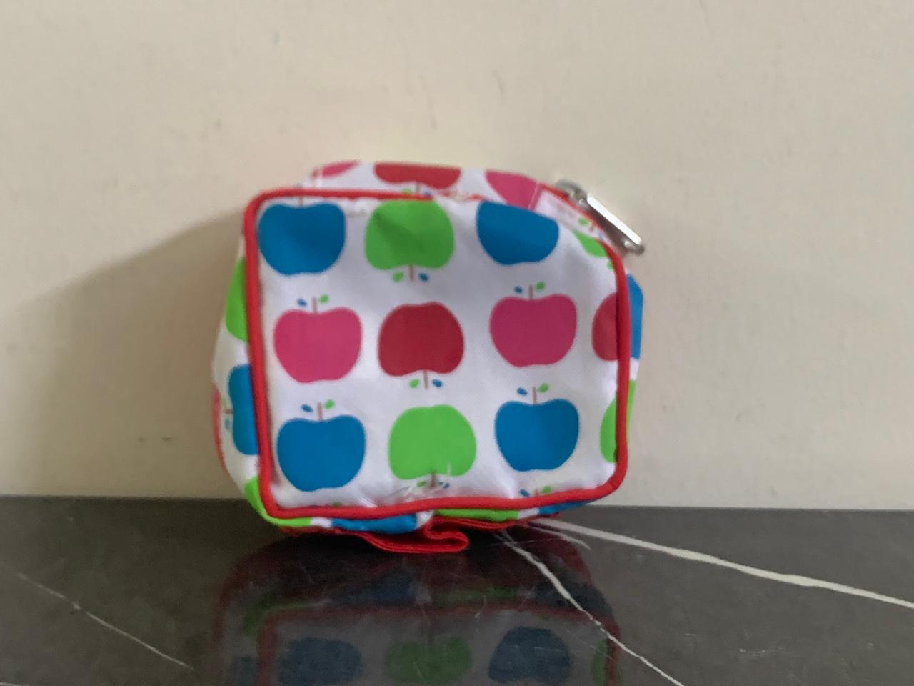 Our Generation Apples School Lunch Bag. SKU:BXL-059