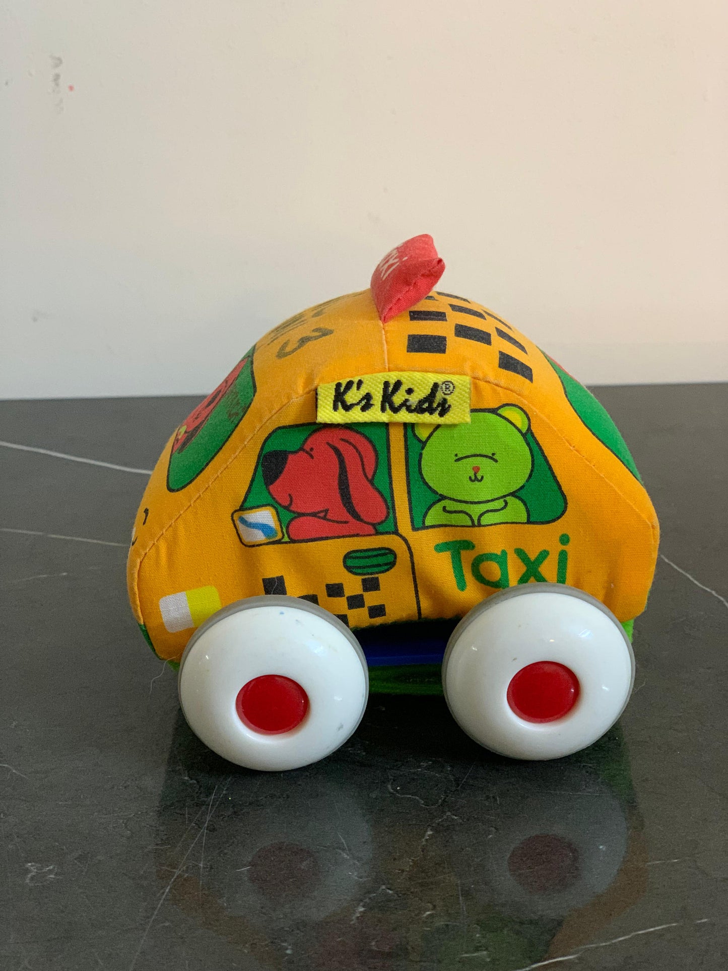 Melissa & Doug K's Kids Pull-Back Taxi. SKU:BXL-025