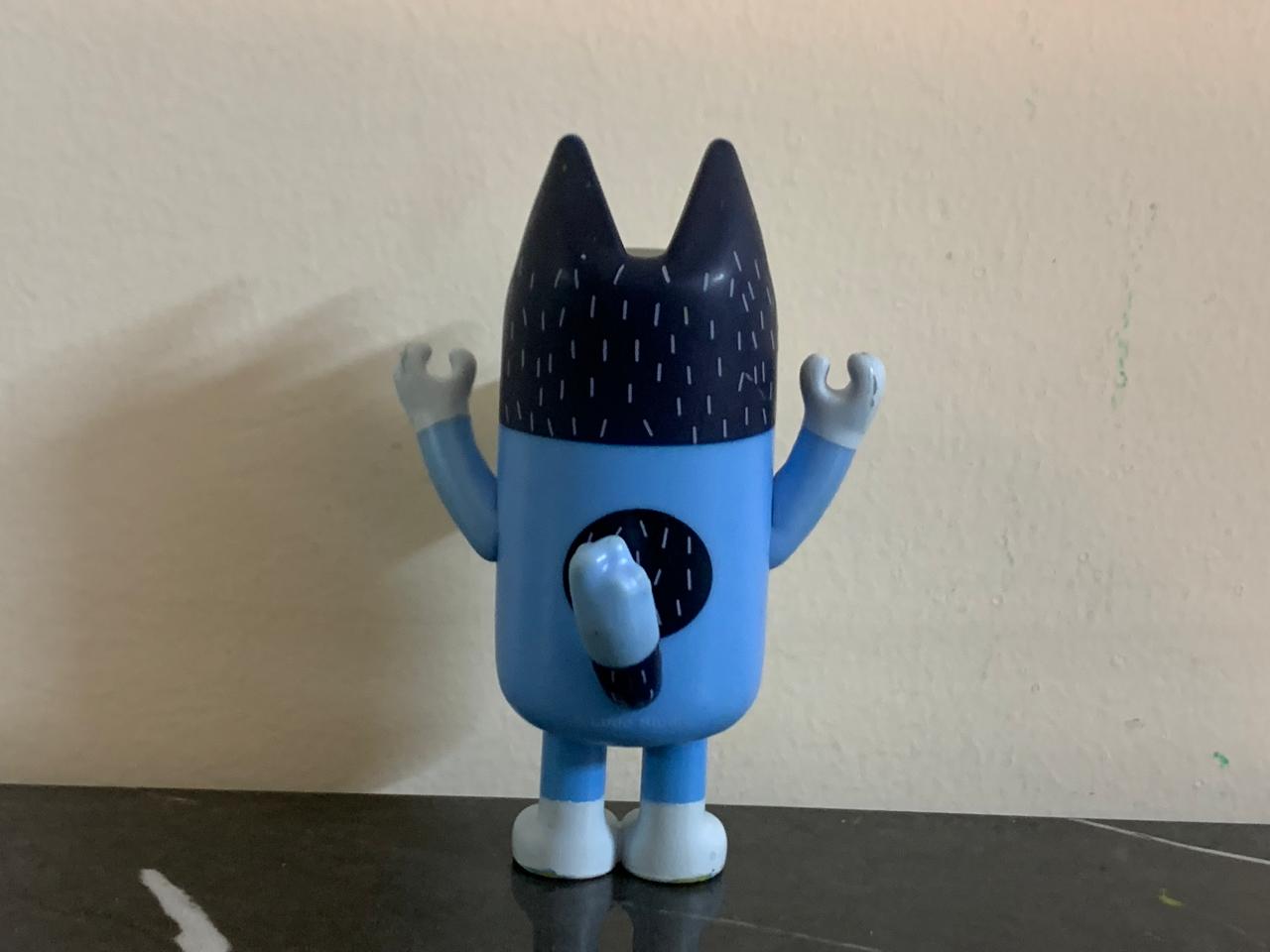 Bluey Bandit Heeler Action Figure. SKU:BXL-032