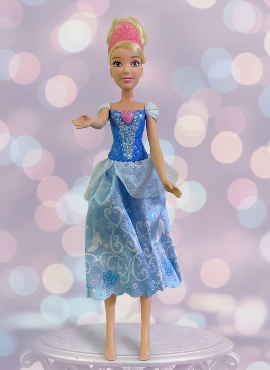 Disney Princess Royal Shimmer Cinderella Fashion Doll. SKU:BXL-121