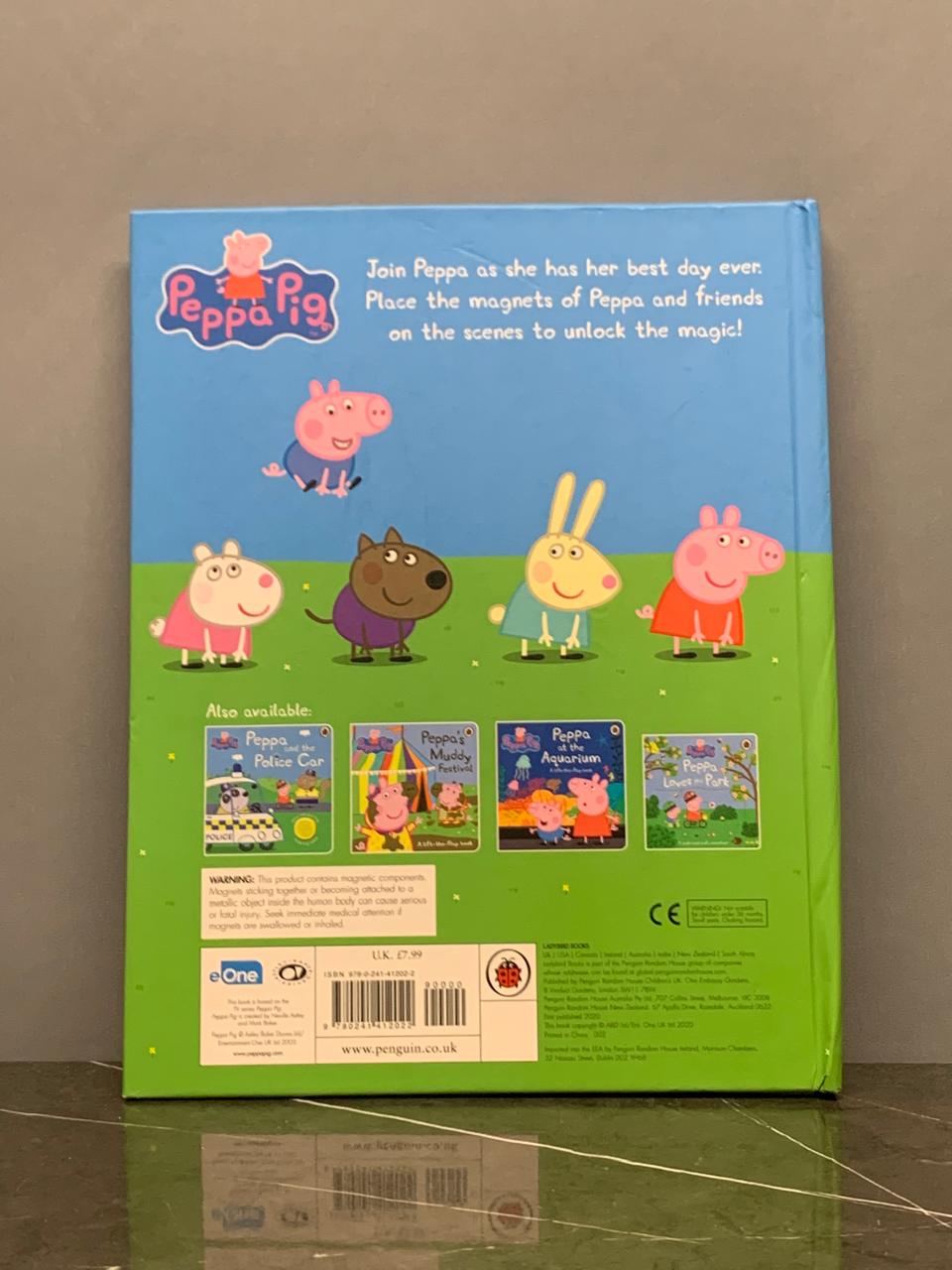 "Peppa Pig: Peppa's Best Day Ever! Magnet Book".
