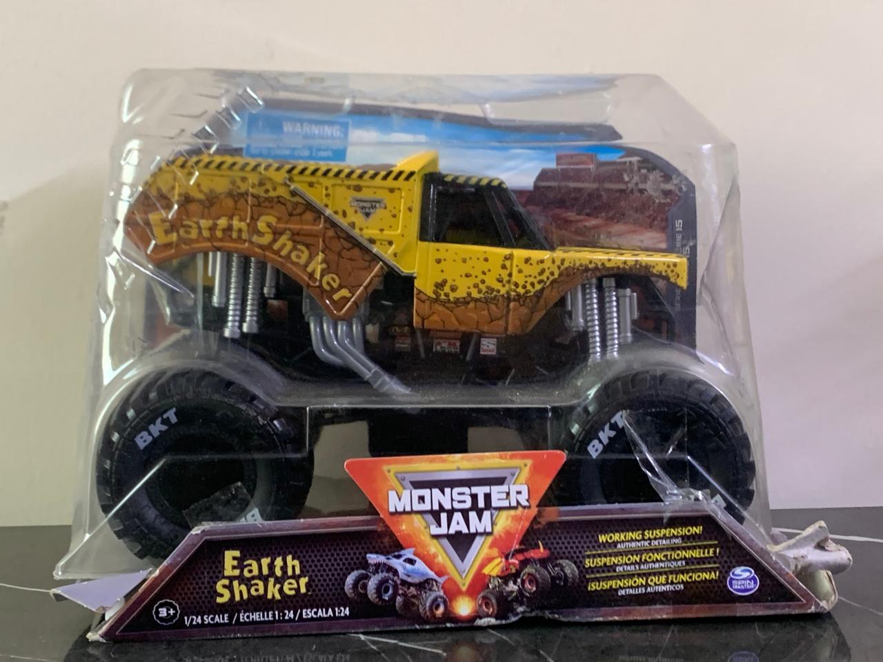 Monster Jam, Official Earth Shaker Monster Truck. (New) (Rs 350 advance) SKU:BXL-804