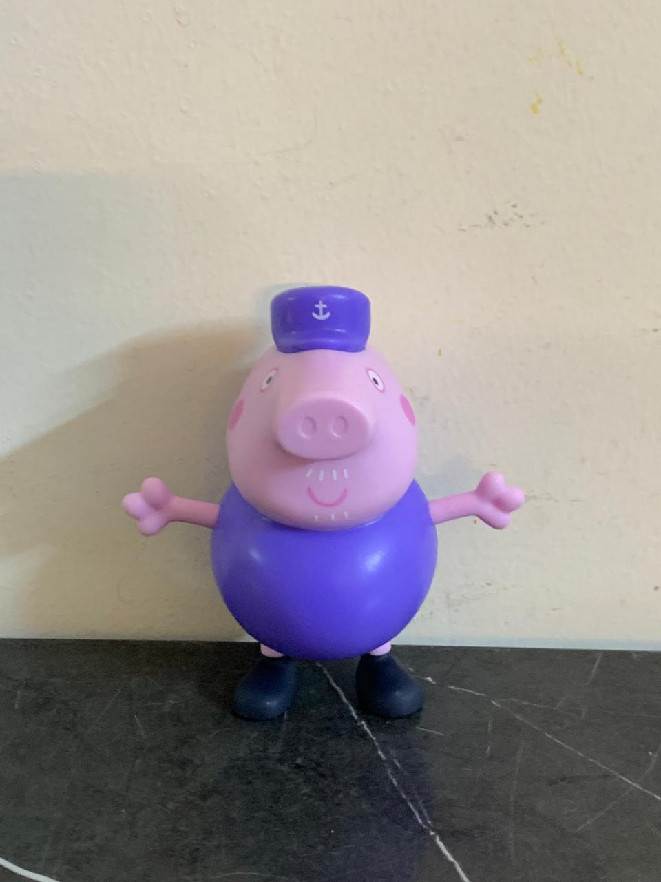 Peppa Pig Grandpa Pig Figure. SKU:BXL-054