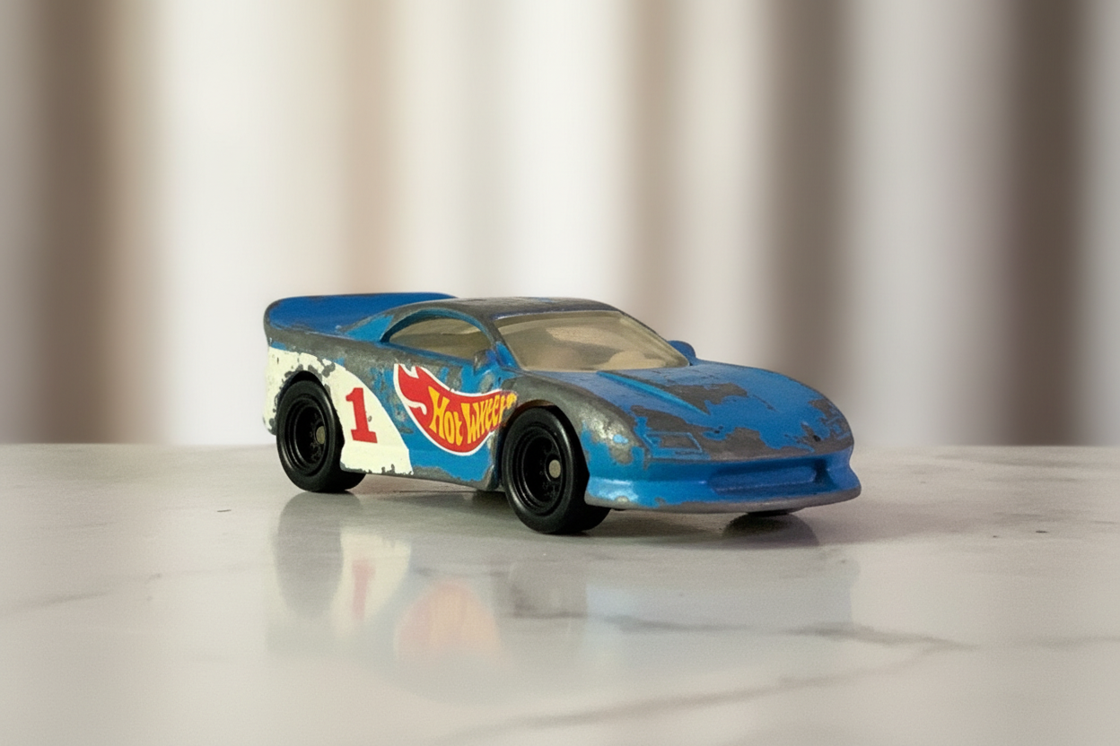 Hot Wheels Die cast '93 Camaro.