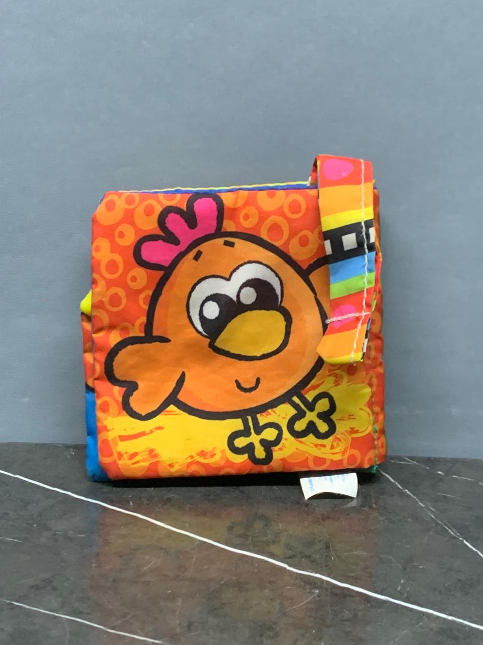 Farm Soft Cloth Book. SKU:BXL-056