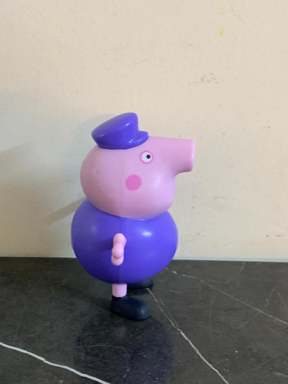 Peppa Pig Grandpa Pig Figure. SKU:BXL-054