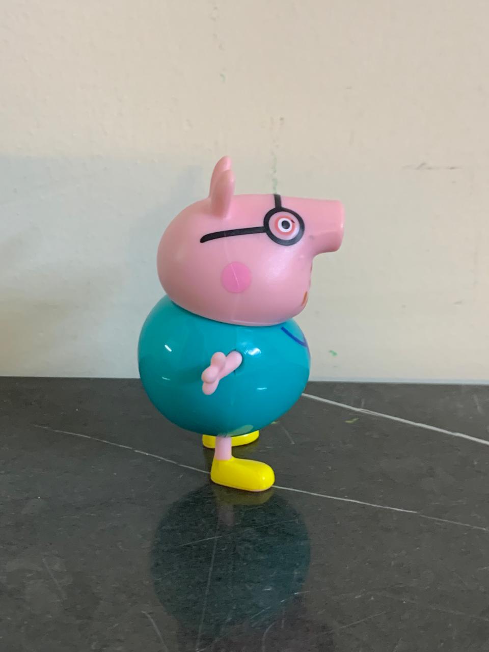 Peppa Pig Daddy Pig Action Figure. SKU:BXL-032
