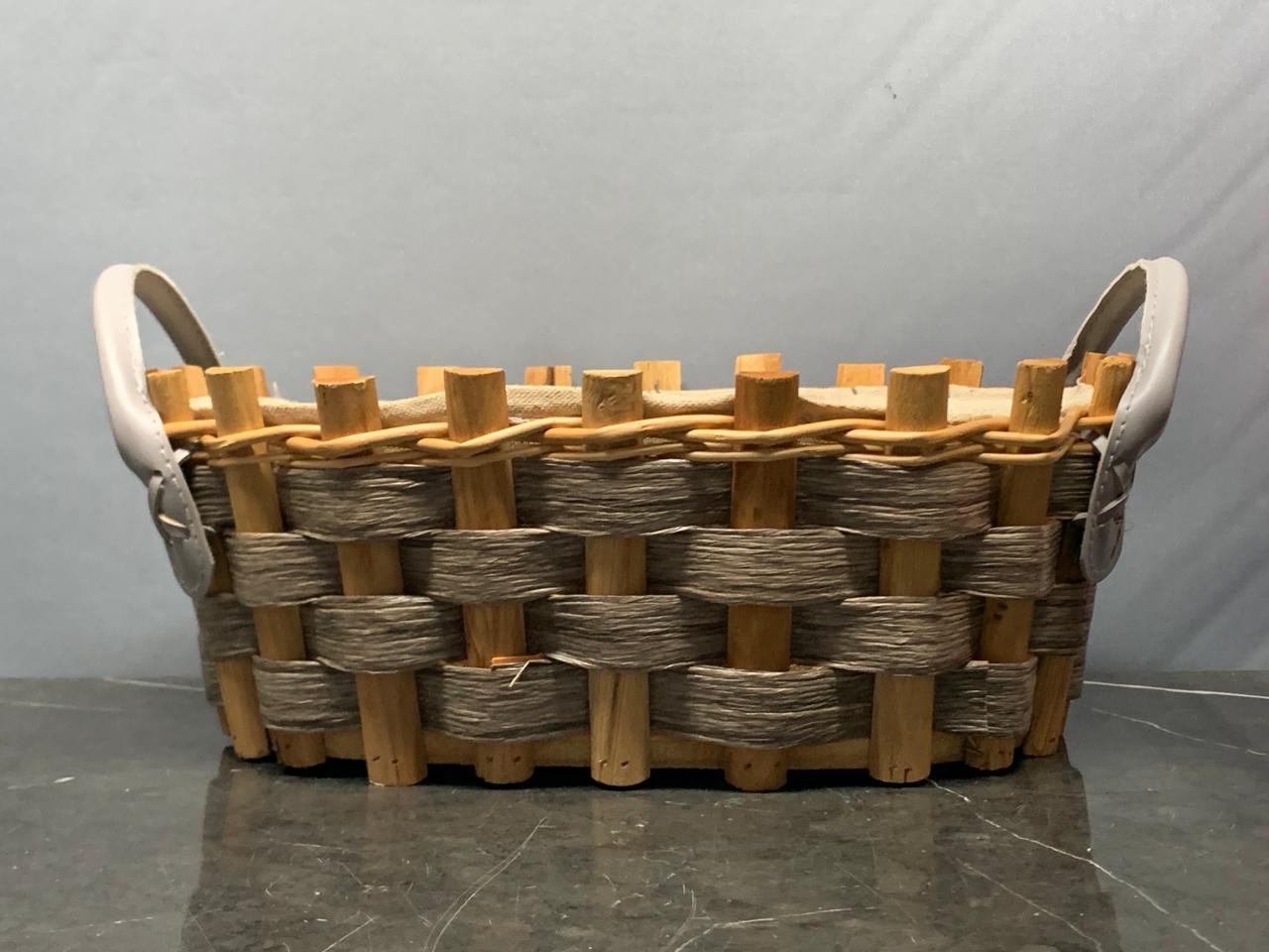 Woven Wood Basket with Liner. SKU:BXL-804