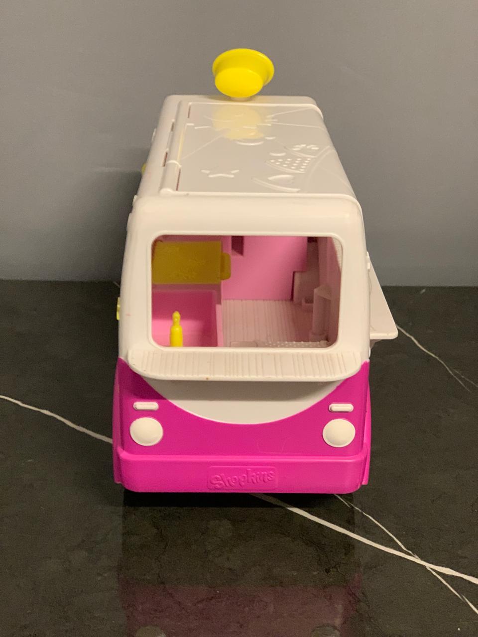 Shopkins Series 3 Ice Cream Truck. (L10*W4*H5 inches)