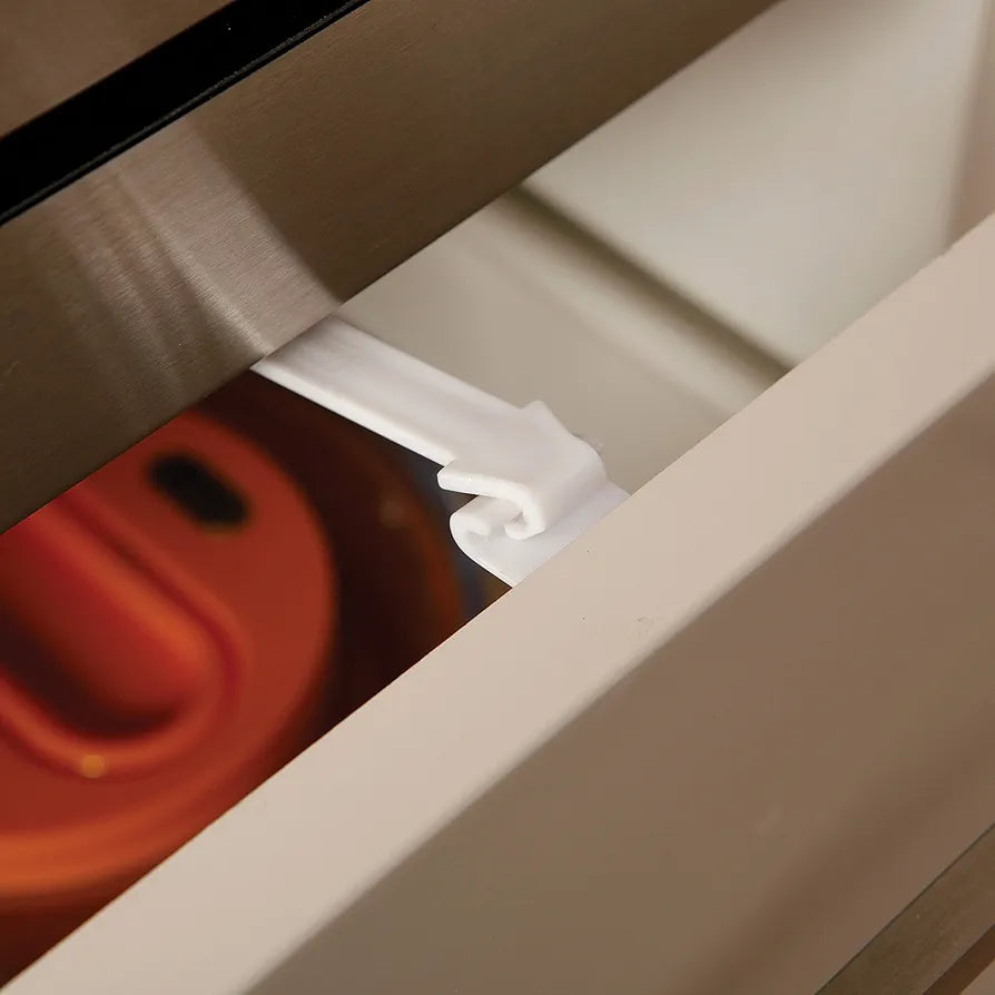 Dreambaby Slide-Away Catches.(3 pack). SKU:BXL-118