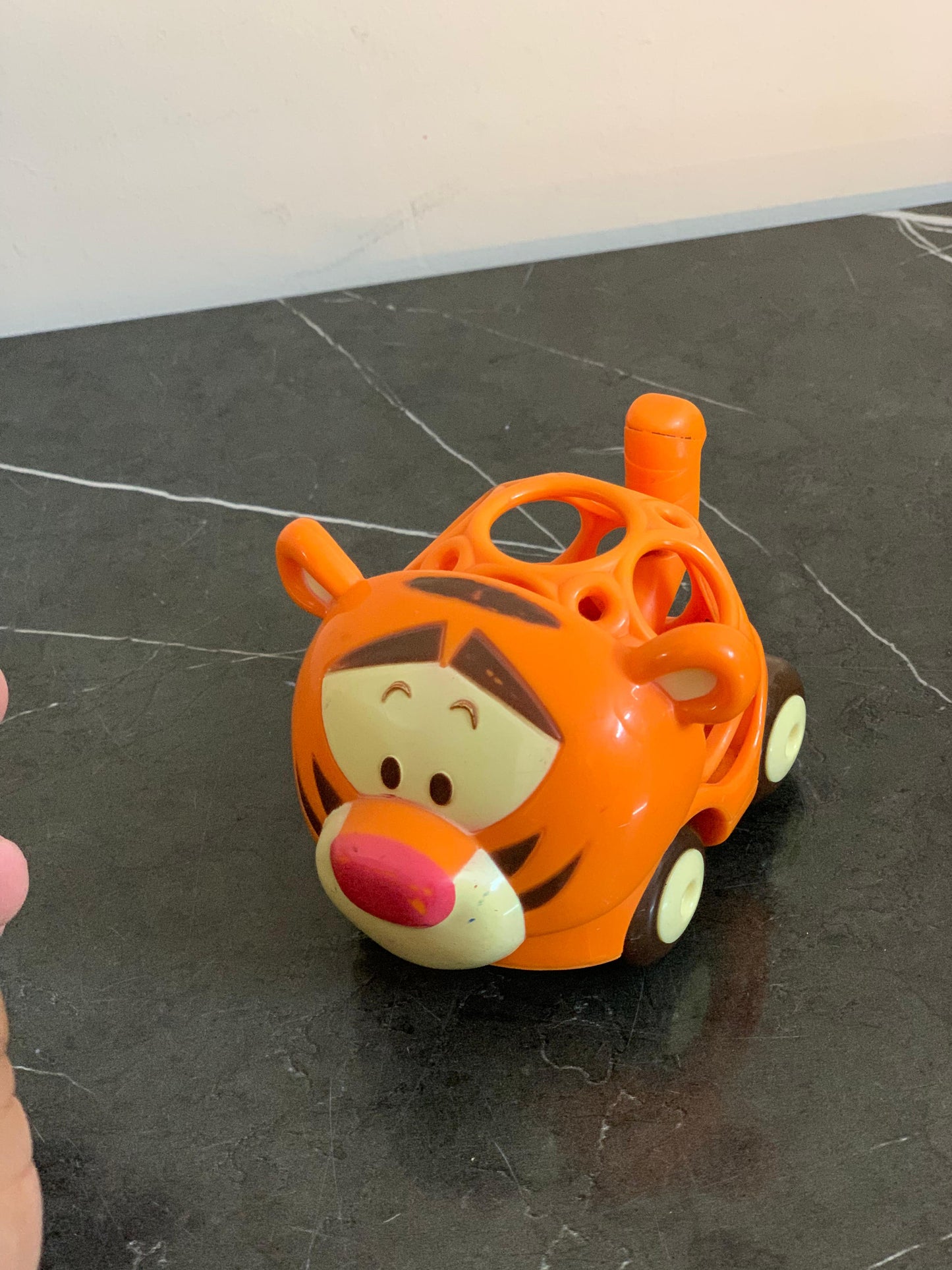 Disney Baby Go Grippers Tigger Push Car Toy. SKU:BXL-025