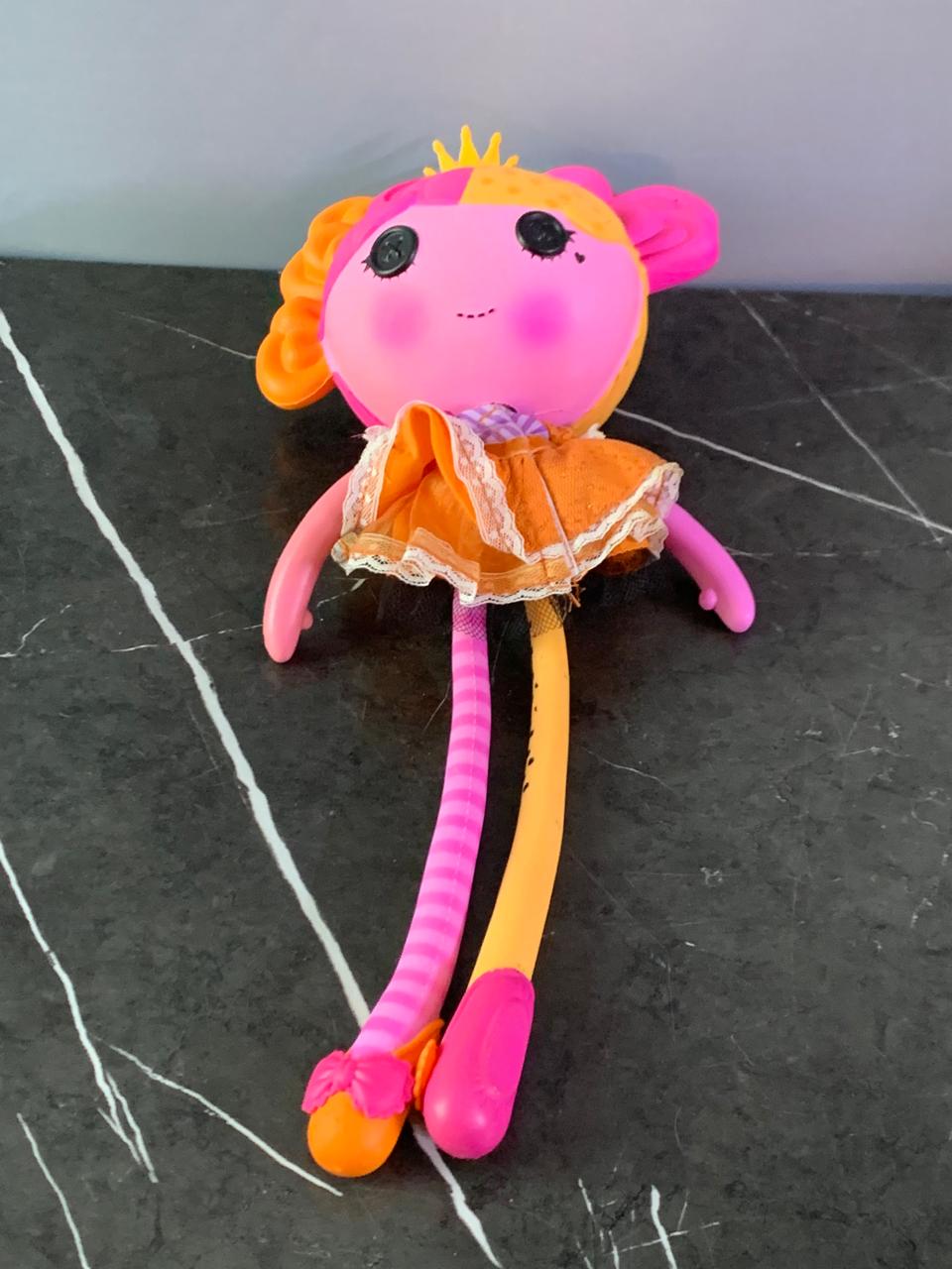 Lalaloopsy Lala Oopsie Doll. SKU:BXL-119